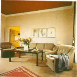Louisa's Place Hotel Berlin damals: CC Hotel Wohnzimmer
