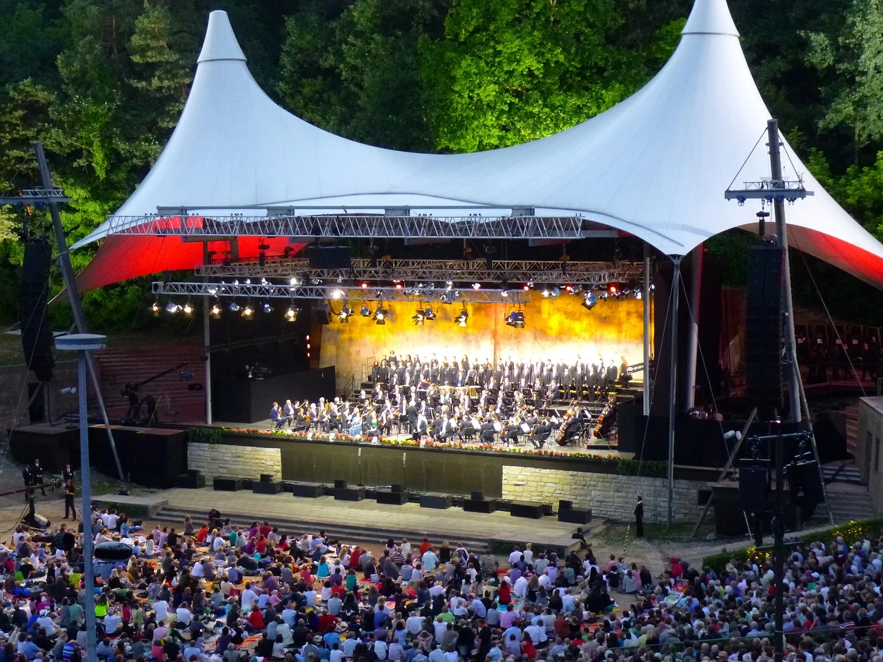 Waldbühne Berlin - Bild von Lutz auf Pixabay